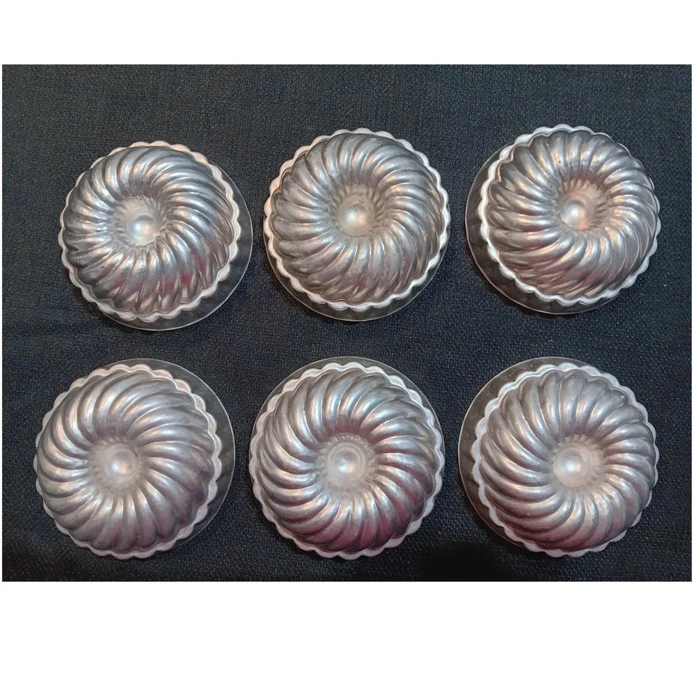 Vintage Aluminum Mini Jello Molds Set of 6 Silver Round Swirl Fluted 3.5‎ Inch